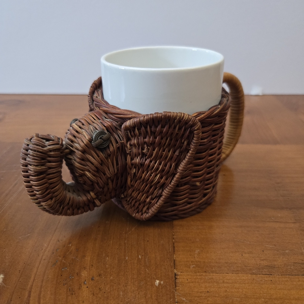 Elephant Brown Wicker Mug Holder With White Mug